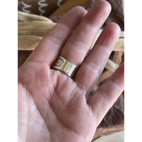 Navajo Sterling Silver Turquoise Cigar Band Ring - Picture 10 of 11